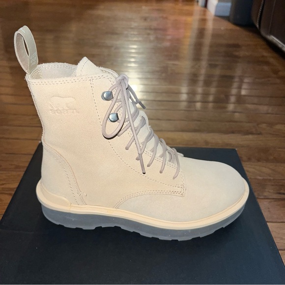 Sorel Hi-Line Lace Canoe Boot Suede Tawny Buff Women’s Size 6 NIB - Picture 3 of 12